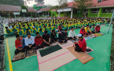 Shalat Dhuha Berjamaah, Awali Aktivitas dengan Ibadah dan Semangat Kebersamaan